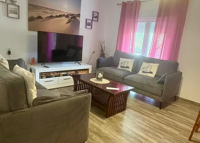 Appartement Daniela Vir
